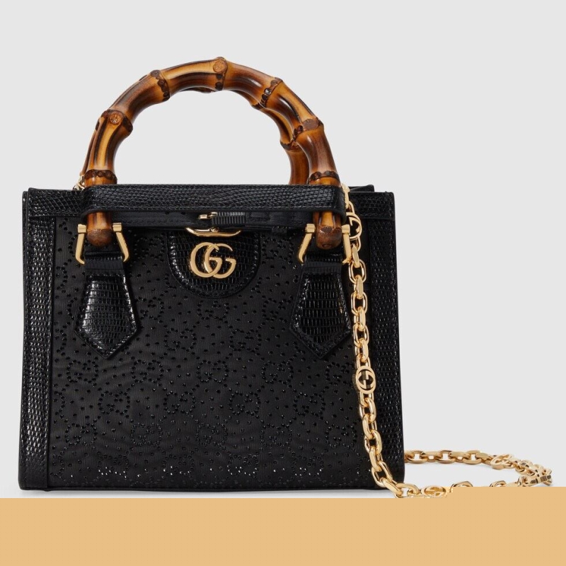 G*u*i shopping bags